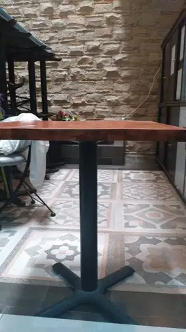 Meja jati 70x70cm kaki besi