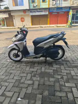 vario 150 tahun2017 warn asli Coklat