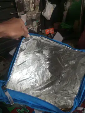 Dijual borongan semuanya Tiga cooler bag