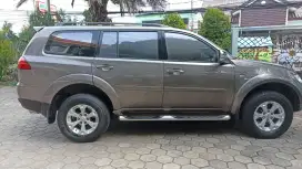 Pajero dakar 4x2 AT Th 2012 km 90rb tgn1 coklat