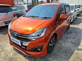 [OLXmobbi] Daihatsu Ayla 1.2 R Deluxe Bensin-AT 2017 Orange (KFV)
