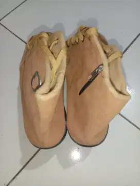 SEPATU BOOT WANITA