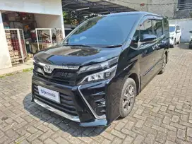 [OLXmobbi] Toyota Voxy 2.0 Bensin-AT 2018 Hitam (SMN)
