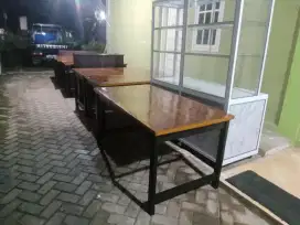 Meja makan rumah dan warung, meja Cafe dan resto