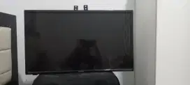 Tv sharp aquos 32inch lcd retak