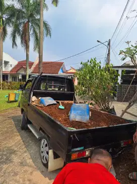 Jasa pindahan dan angkut puing