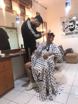 Tukang Pangkas Rambut