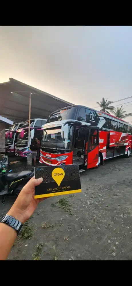 GPS TRACKER BUS