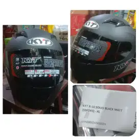 Helm KYT R-10 Solid Black Matt (XL)