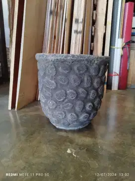 Pot tanaman bahan semen tinggi 30 cm