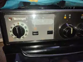 Kompor 4tungkuh. Merek tecnogas