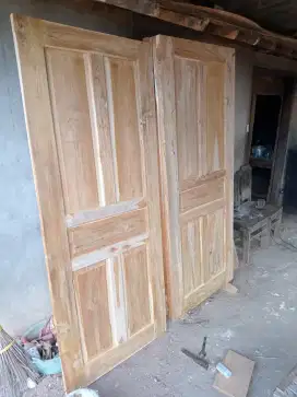 Kusen, pintu kamar,  pintu utama,jendela