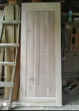 PINTU KUSEN KAYU MAHONI