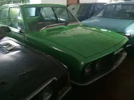 Alfetta Tahun 1975 Klasik dan antik