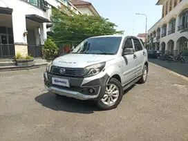 like new - DAIHATSU TERIOS 1.5 X EXTRA BENSIN M/T 2016 SILVER