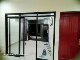 Tukang Pintu dan partisi kaca