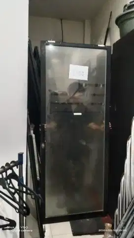 Pintu aluminium bekas pakai