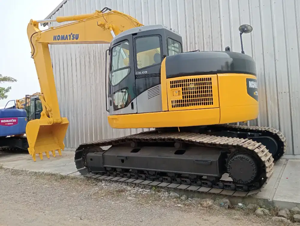 JUAL KOMATSU PC228US-3NO ALAT BERAT EXCAVATOR IMPORT 2023