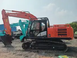 Excavator Hitachi ZX210F Tahun 2014