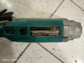 Makita 9207 SPB ( polisher mesin poles )