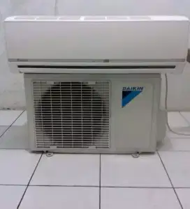 Daikin second rasa baru full original setengah PK sampai 1pk