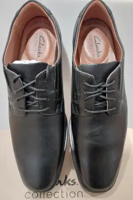 SEPATU KERJA PANTOFEL CLARKS HITAM ukuran 43