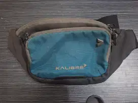 Tas Selempang Kalibre Euclid Waist Bag Grey-Tosca Tas Pinggang