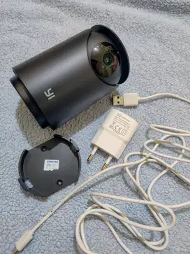 CCTV Yi Home U Pro dan SD Card