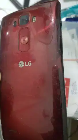 LG g flex lengkung merah marun