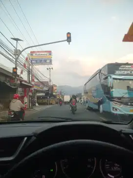 Sewa mobil + supir