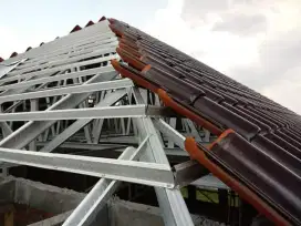 1 PAKET RENOVASI ATAP LAMA GANTI BAJA RINGAN