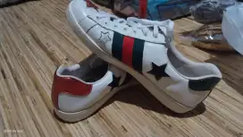 Sepatu Gucci Italy