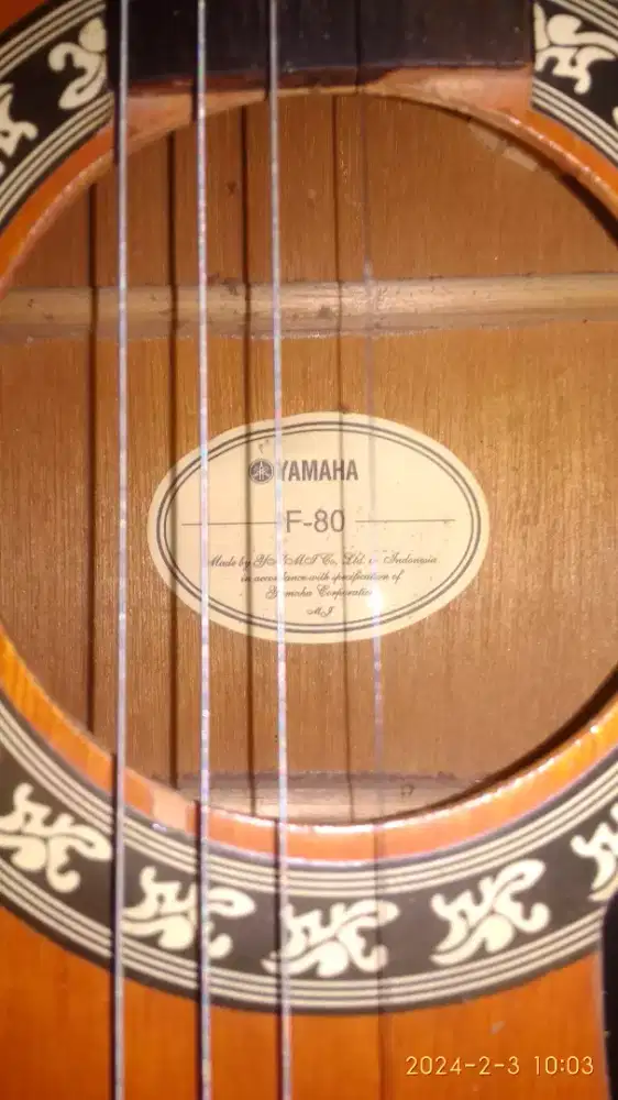 Dijual gitar yamaha f-80