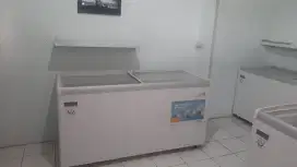 Dijual Freezer sliding flat glass 516 L Modena MC 0526