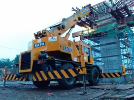 KATO ROUGHTER CRANE 25 Ton