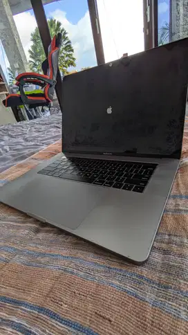 Macbook Pro 15 inch