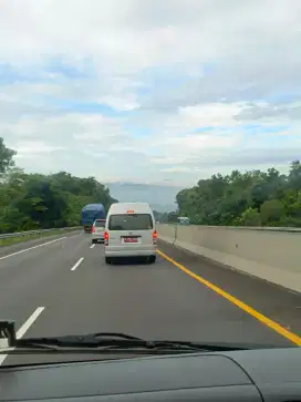 Jasa Supir dalam kota dan luar kota