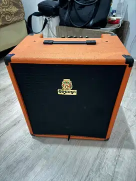 Bass Amplifier Crush 35 B