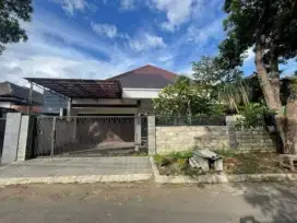 Rumah Mewah Kawasan Elite Area Gunung Gunung Dekat Jl Ijen Boulevard