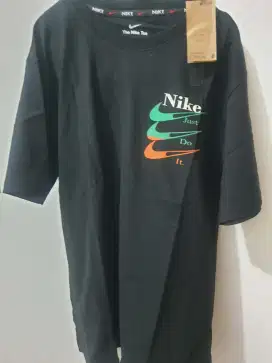 Kaos Nike size M