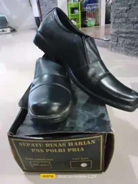 Sepatu kulit jatah polri asli reskrim/Intel