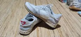 Sepatu Valentino Garravani