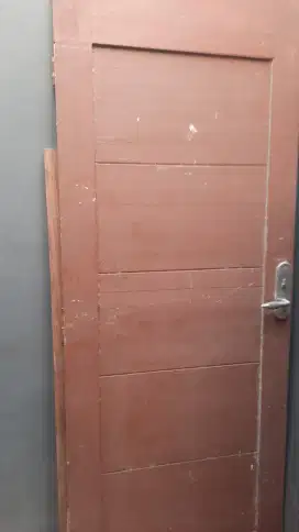 Pintu Kayu Kamper