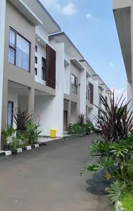 Disewakan Townhouse min. sewa 3 bln di Jagakarsa