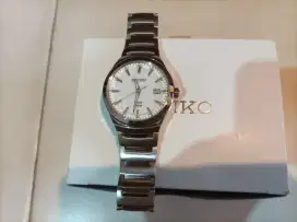 Jam tangan Seiko solar seperti eco drive SNE289 diameter 39mm