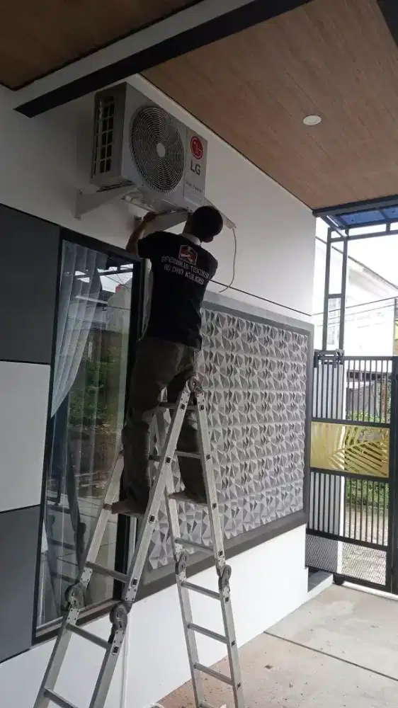Jasa service pasang AC rumah terbaik di kota bandung