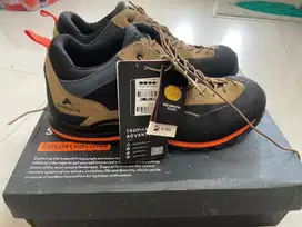 Sepatu Eiger Anaconda Uk. 43