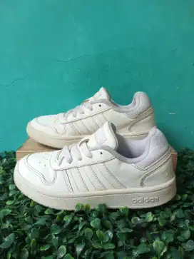 ADIDAS NEO HOOPS size 29