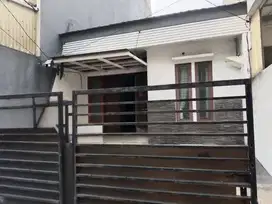dijual Rumah di Gading elok

Kelapa Gading 
Jakarta utara