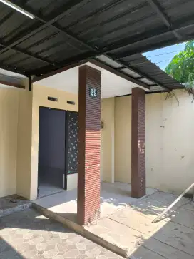 Dikontrakkan rumah di Kebonsari Vilage